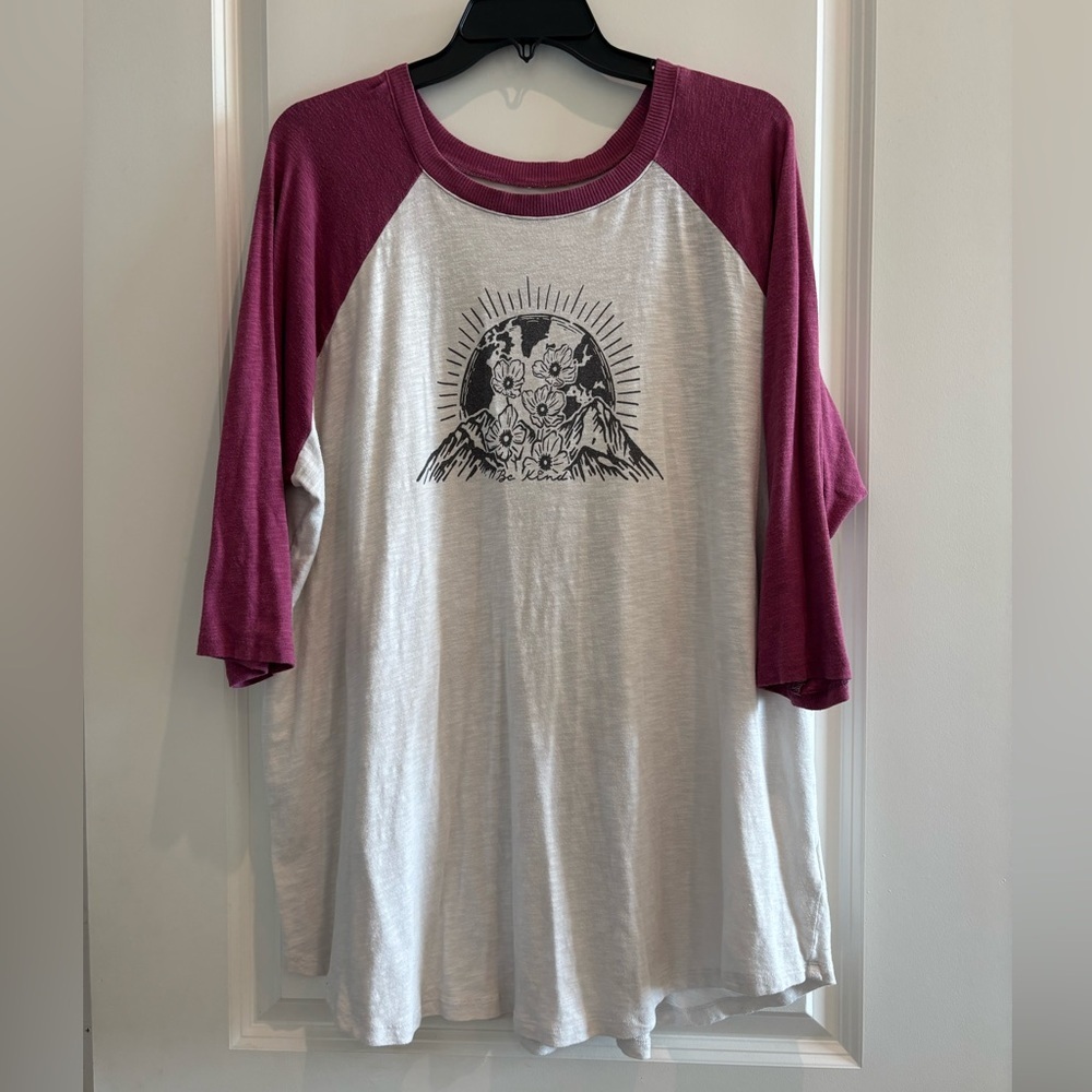 Torrid Super Soft Raglan Tee Size 3 Floral Graphic Boho Plus Size Top